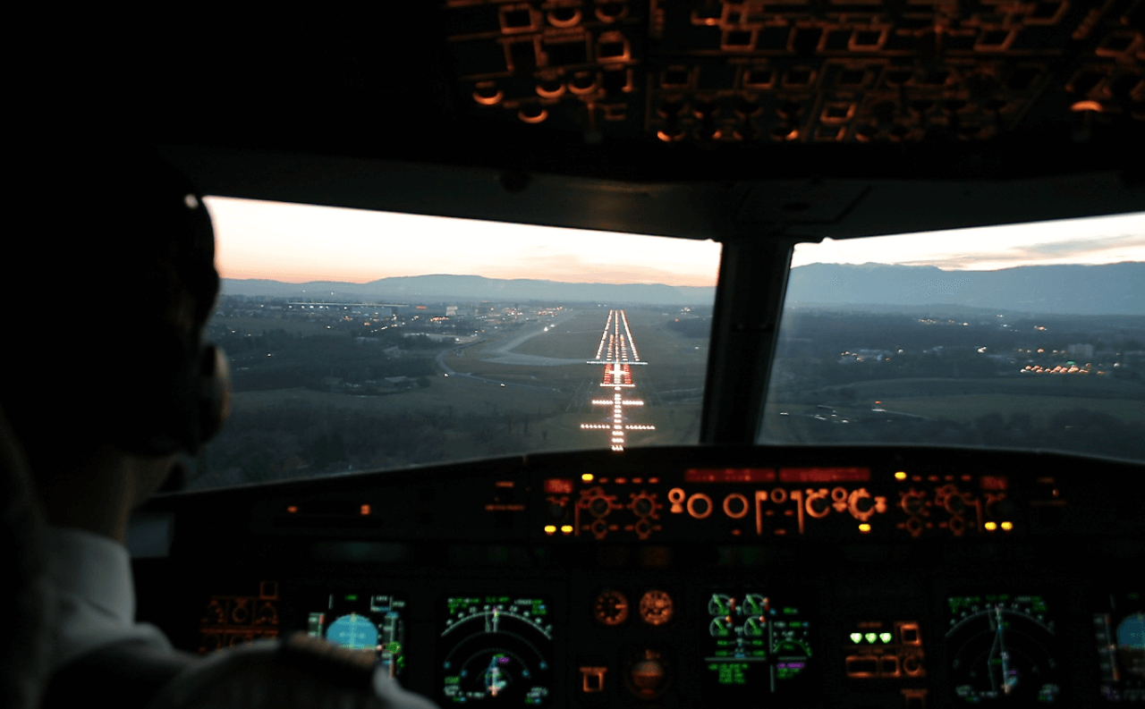飛行場灯火や空港標識の意味 めざせ パイロット